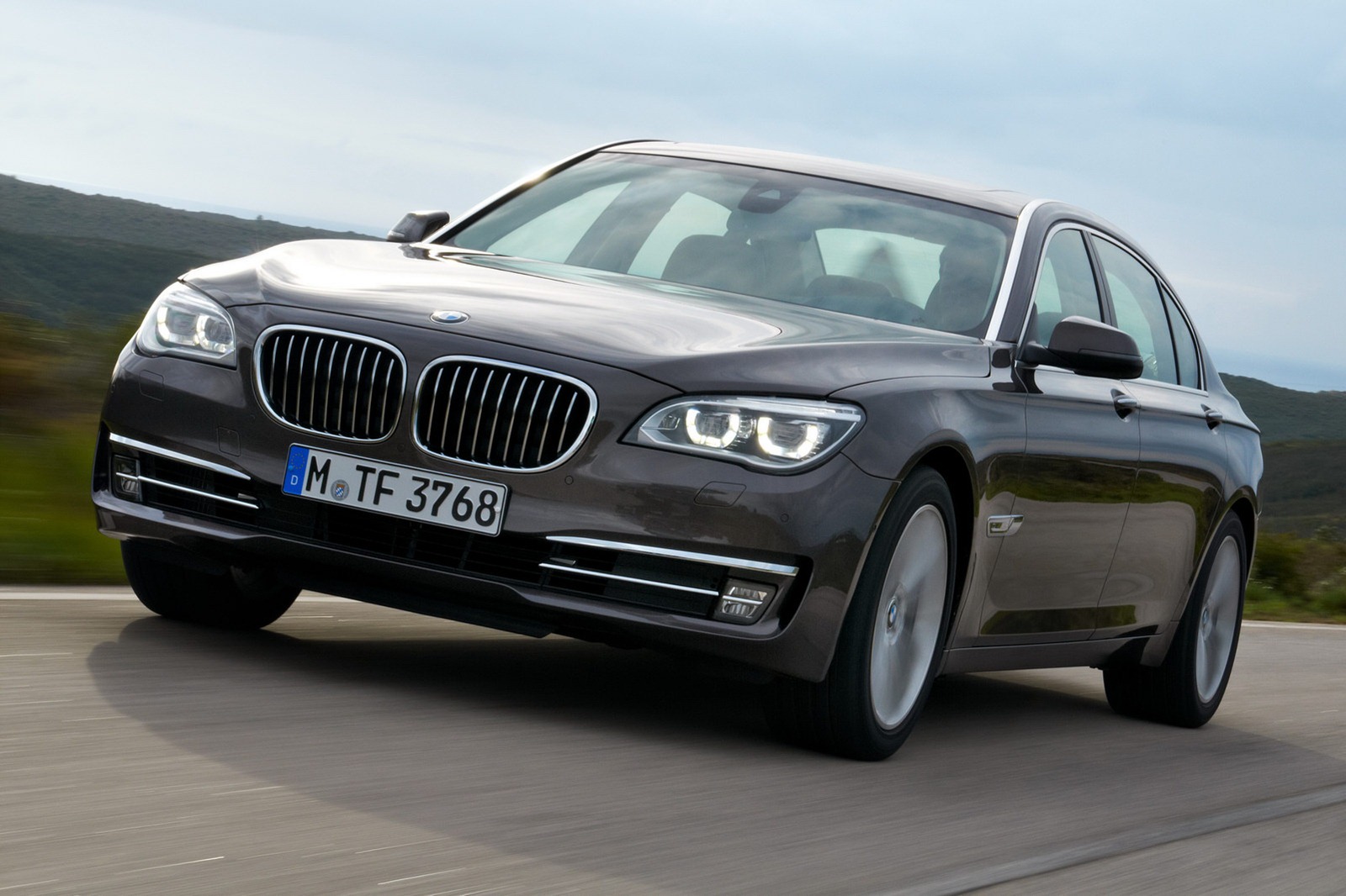 About 2013 BMW 7Series